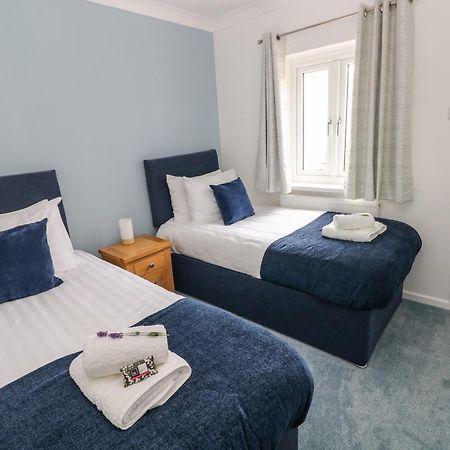 Mews Cottage Кармартен Экстерьер фото